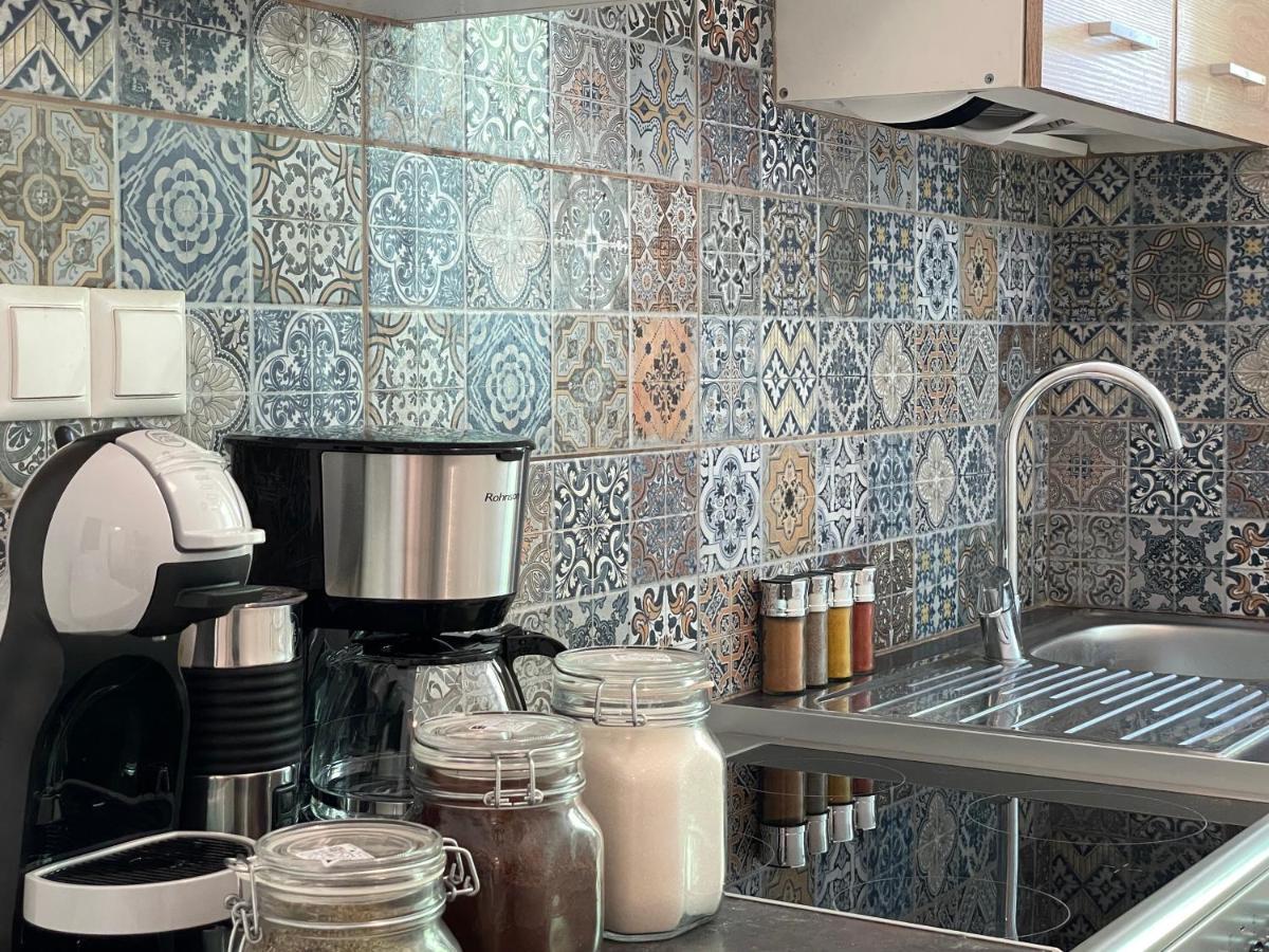 Soho Charming 55Sqm Apt In Athens Apartment Ngoại thất bức ảnh